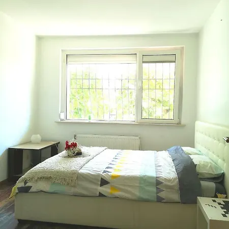 Bright Central Apartamento